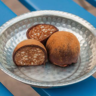 ГОРІХ- КЕРОБ