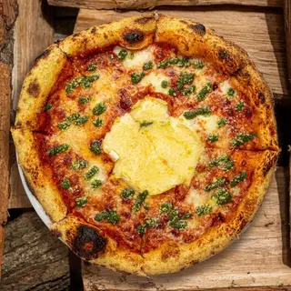 Піца з камамбером (550г)