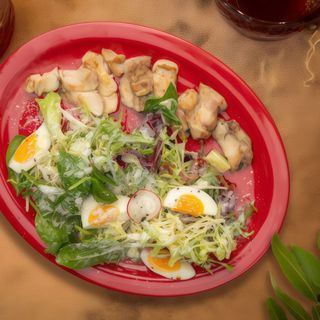 Салат з куркою власного копчення (250г)