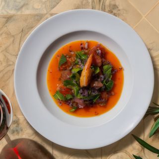 Крудо з тунця, лосося та креветки в соусі із домініканського манго (200г)