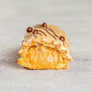 Еклер Карамель