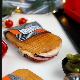 Паніні з шинкою 