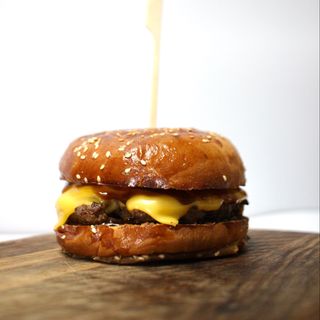 Чізбургер (300 г)