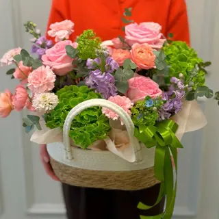 Композиція у кошику «Green Garden»