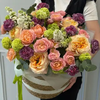 Композиція в кошику «Golden Garden»