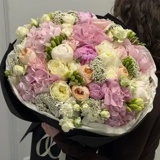 Букет квітів "Soft Cloud Love"