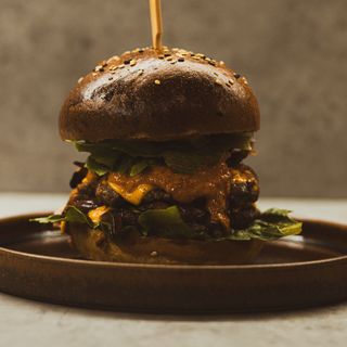 Дабл бургер з перцем халапеньо