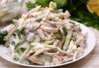 Салат Фаворит (250г)