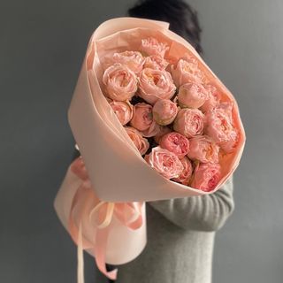 Букет із піоноподібних троянд Джульетта (S)