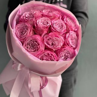 Букет з рожевих троянд Queen Crown (S)