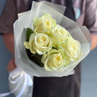 Біла троянда 5 шт