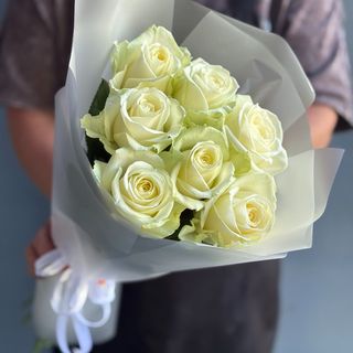 Біла троянда 7 шт