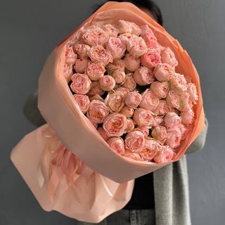 Букет із піоноподібних троянд Джульетта (L)