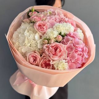 Букет квітів 109