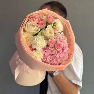 Букет квітів 108