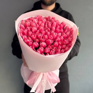 101 малиновий тюльпан