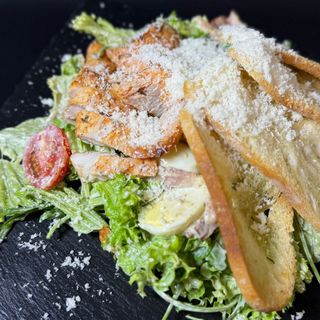 Салат Цезар (250г)