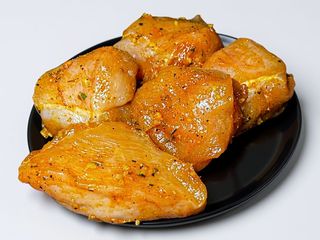 Маринований курячий шашлик (1000г)