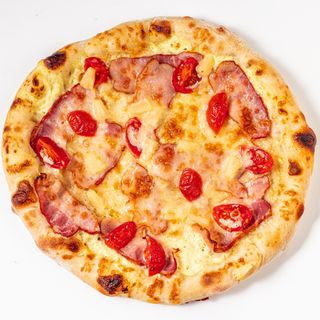 Піца з беконом (600г)