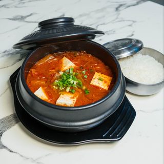 Кімчі Тубу Чіге