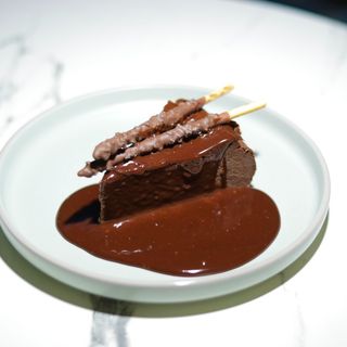 Баскський чізкейк з шоколадом