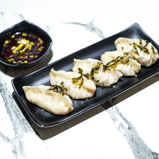 Манду Сокогі / 만두 소고기