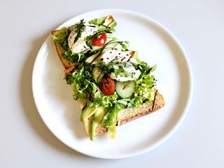 Великий сніданок Бенедикта з креветками (530грам)