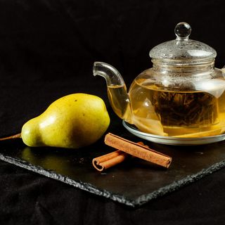 Груша hot tea