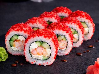 Рол Каліфорнія в ікрі з креветкою (260г)