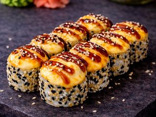 Рол Запечений з вугрем (275г)