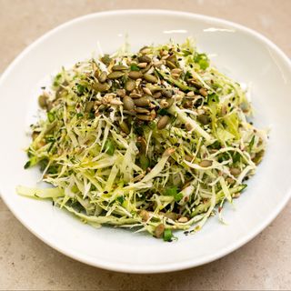 Салат з капусти та огірка (200г)