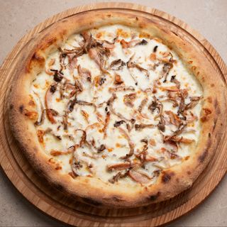 Піца Зарічанська (35см , 600г)
