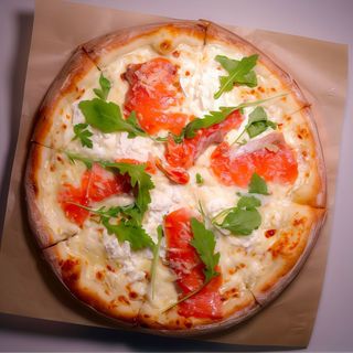 Піца З лососем (30см)