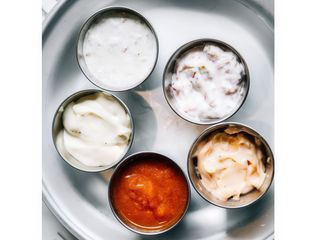 Ніжно-часниковий 