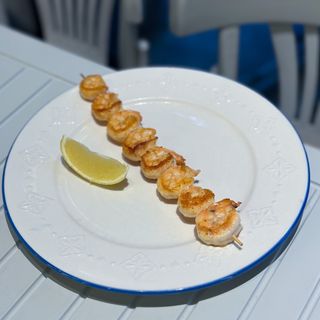 Шашличок з хвостиків тигрових креветок 