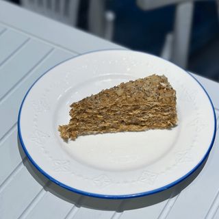 Торт вафельний дитячій