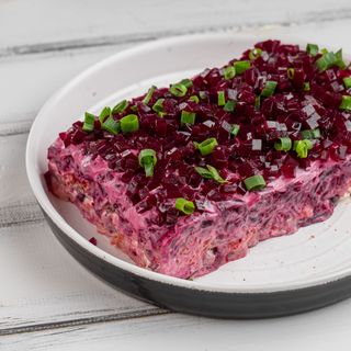 Салат Шуба з оселедцем Матіас (200г)