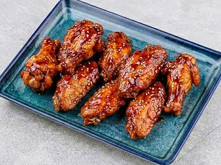 Курячі крильця в соусі Барбекю (225г)