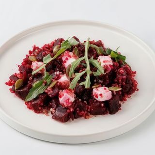 САЛАТ З БУРЯКА ТА СИРОМ ФЕТА