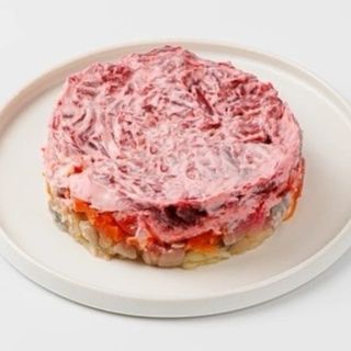 ОСЕЛЕДЕЦЬ ПІД ШУБОЮ