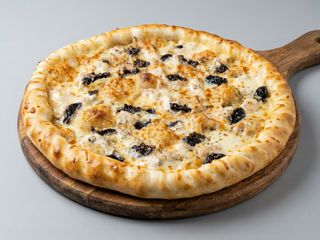 Піца з куркою і чорносливом (30см)