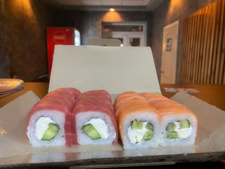 Магуро рол (280г)