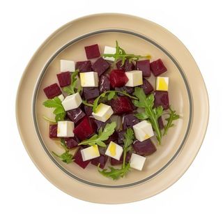 САЛАТ З БУРЯКОМ ТА СИРОМ ФЕТА