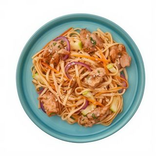 УДОН З КУРКОЮ У ТАЙСЬКОМУ СОУСІ