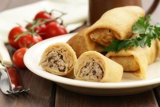 Млинці по-домашньому з мʼяса курки (160 гр.)