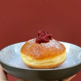 Пампух з рожею (1 шт)