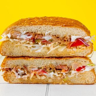 Шаурма в булці, 350г (курка)