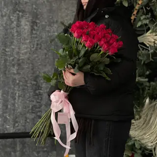 Малинова троянда Росбері 25 шт