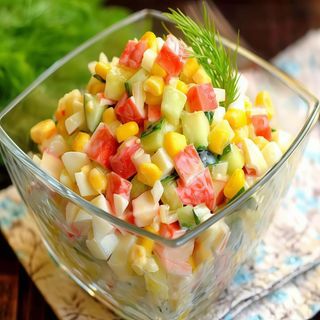 Салат з крабовими паличками (120г)