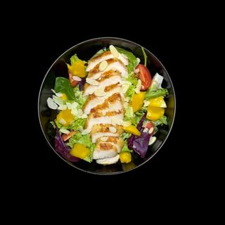 Салат з курячою грудинкою та манго